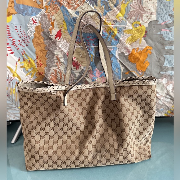 Gucci Tote Bag - Picture 1 of 7